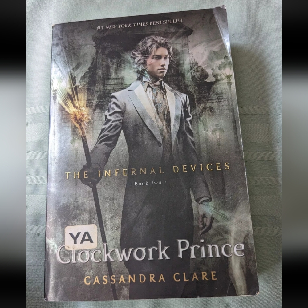 Clockwork Prince The Infernal Devices 2 Cassandra Clare Shadowhunters PB Book